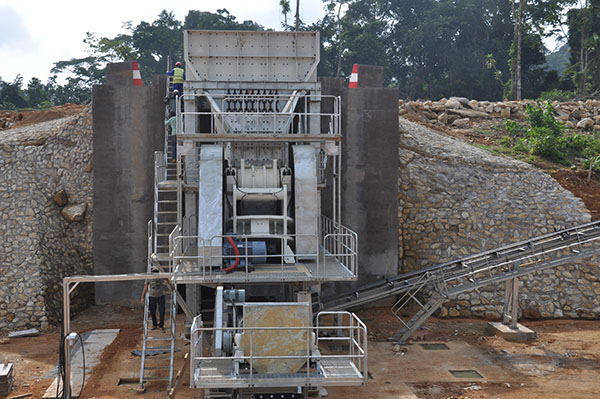 Granite Crushing&Screening Plant in Cameroon